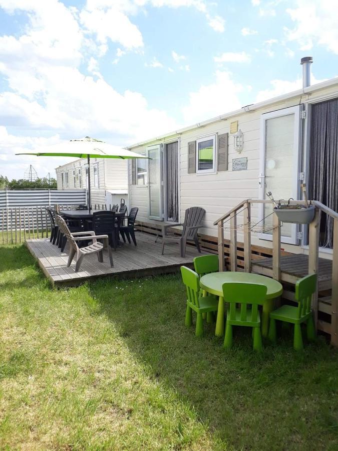 Luxe Vakantiechalet Met Omheinde Tuin Bredene 6Pers Exterior photo