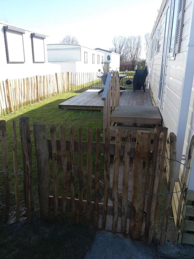 Luxe Vakantiechalet Met Omheinde Tuin Bredene 6Pers Exterior photo